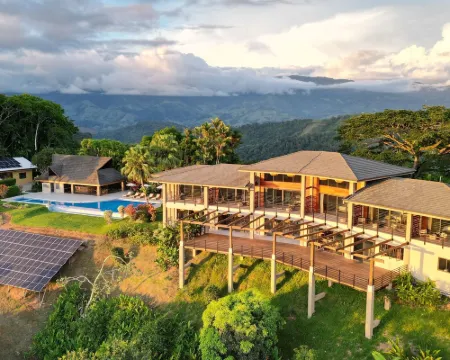 Lamangata Luxury Surf Resort Hotels in Savegre