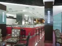 Hotel Benetusser - Bares