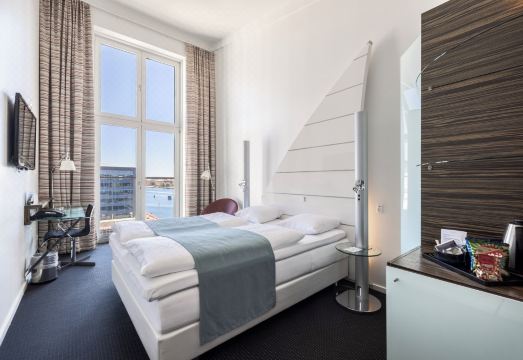 코펜하겐 아일랜드 호텔 객실에서 바라본 수변 전망