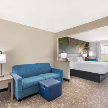 Clarion Pointe Sioux Falls Airport Отели в г. Су-Фолс