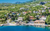 Apartments Paola Hotels in Pag