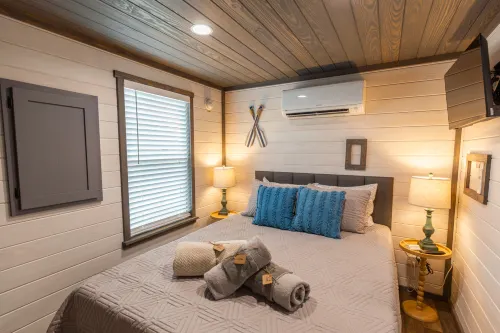 Forest View and Firepit Escape - Charming Cozy Retreat Hotels in Stewart County