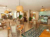 Hotel Kartaxa Hotels near Coffee Museum