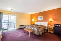 Howard Johnson by Wyndham Spokane Hotels near مطار سبوكين فيلتس فيلد