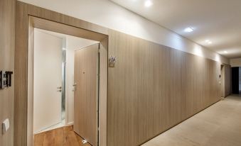 Del Mar Apartment - BT