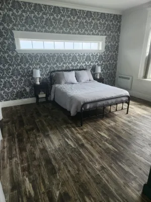 Cozy Waterfront Country Home w/game room. Close to all amenities!