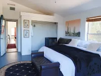 Serene Hilltop Retreat,Jacuzzi,Near Julian DT,Stunning Natural Views&Cozy beds