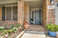 Charming house in wonderful Flower Mound with AC