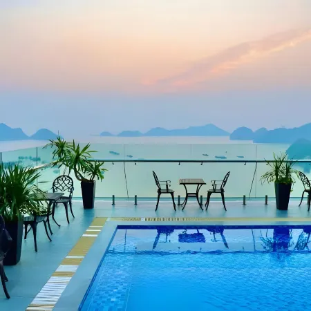 Cat ba Paradise Hotel - Sky Bar & Massage