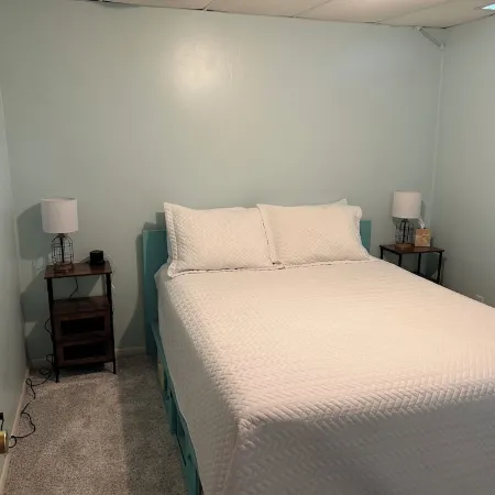 Cozy apartment on Keuka Lake, close to Keuka College, wineries and breweries.