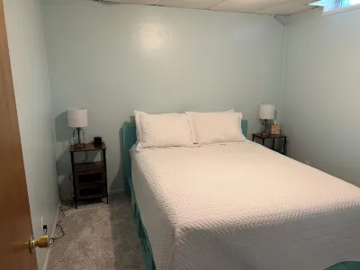 Cozy apartment on Keuka Lake, close to Keuka College, wineries and breweries.