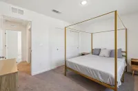 Brand new house, located of I-4, with easy access to the Valley and the Bay. Hotels in San Joaquin County