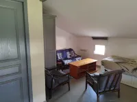 Ideal apartment near Bordeaux and amenities (shopping center, restaurants, cinema) Hotel di Sainte-Eulalie