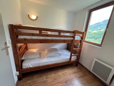 Le Bois des Coqs - Appartement 6 Pers - Au Pied des Pistes 瓦娜色國家公園附近的飯店