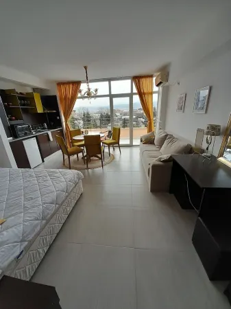 Lovely and big Studio in Grand Kamelia Komplex Near of the Sea Отели в г. Санни-Бич