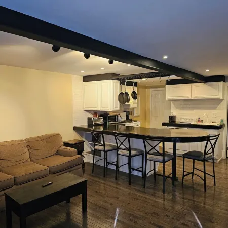 Discreet 1 Bedroom getaway