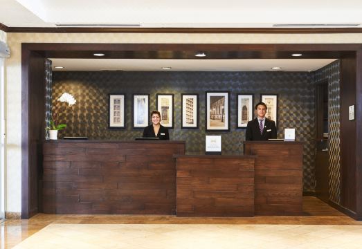 더블트리 바이 힐튼