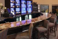 DoubleTree by Hilton Hotel Denver - Thornton - Bars