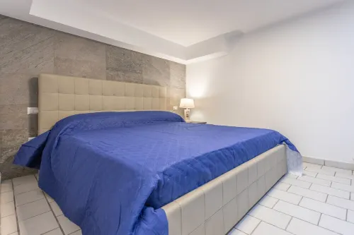 Detached apartment surrounded by greenery, in the quietness a stone's throw from the center