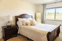 Clean, Close to WSU and Great for Groups