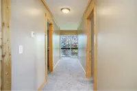 Lovely Lakehouse by Grand Traverse Bay. Pet Friendly! Hotels in Bingham Township