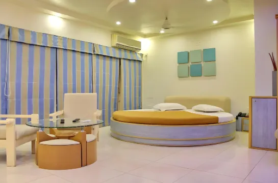Hotel Kuber Hotels in Porbandar