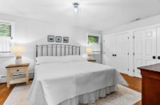 Andover in-town, 3-bedroom furnished home, single level living & 2-car garage