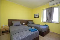 2-bedroom luxury villa surrounded by mountain views just minutes from the beach Отели в г. 