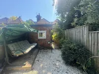 This charming 17th Century Grade II listed Cottage Hotels in Marlow