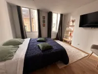 Au petit Langres: Downtown accommodation Hotels in Langres