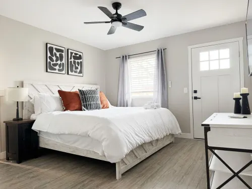 RiverStone Retreat B