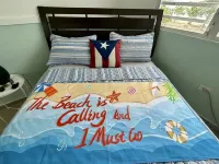 Café Del Mar Apt is a rare beach front Apt