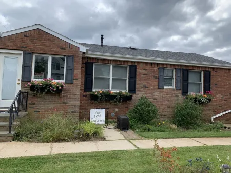 WATERFRONT, PRIVATE SANDY BEACH ON PECONIC BAY
