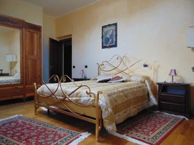 Casale of the Certosa di Trisulti Peschio delle Cornacchie 주변 호텔