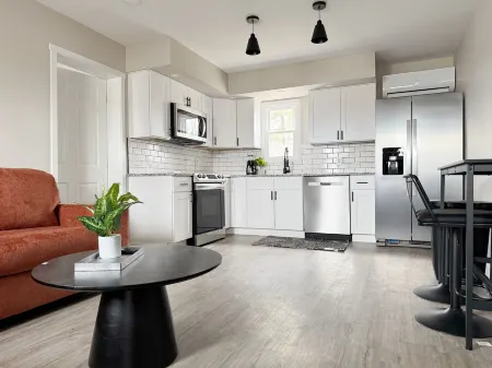 RiverStone Retreat B