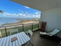 On the beach Hotel a Mesquer