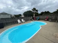 Blue Mouse Coastal Retreat with Private Pool and Hot Tub in Kitty Hawk