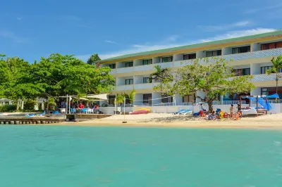 Beachfront Bed & breakfast - 2 mins walk to river Hotels near Reggae Beach