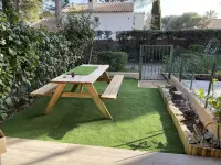 Beautiful new air-conditioned apartment 2 steps from the sea