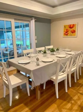 Chatham Compound + Carriage House - Huge yard, Game Room, Kayaks, Sleeps 10