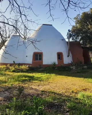 "maison Dome Écologique" en Plein Millieu de la Campagne Hotel a Penamacor