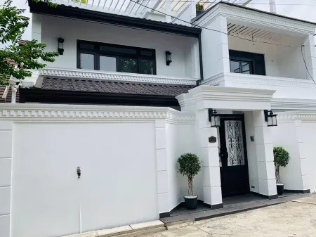 Exclusive luxury villa surrounded by beautiful mountains and river views