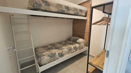 Newly renovated apartment, 50 meters from the beaches, in the city center