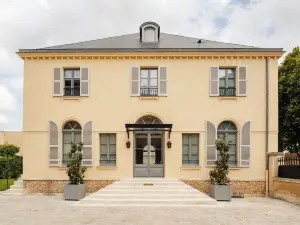 Hôtel les Lumières - Relais & Châteaux