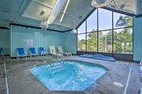 Pools, Hot Tub & More: Bushkill Mountain Getaway! - Badekar
