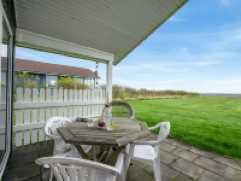 "Tanea" - 700m to the Fjord