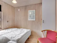 "Iris" - 200m to the Fjord Hotels in Thyholm