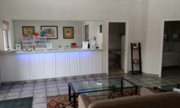 Hotel O Executive Inn & Suites Cuero Hwy 87