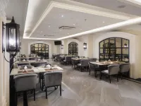 Le Polonia Hotel & Convention Medan - sarapan