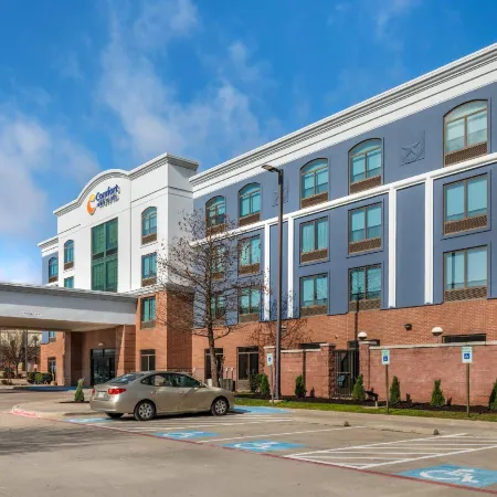 Comfort Inn & Suites Frisco East - McKinney